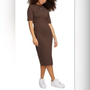 Nike Dark Brown T-Shirt